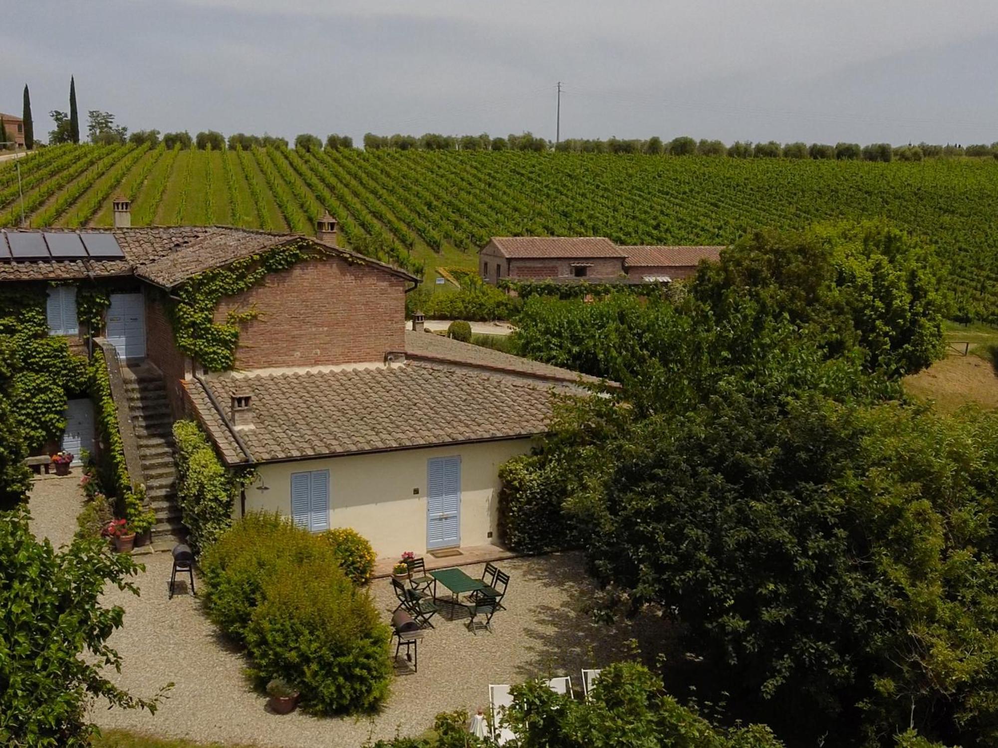 Agriturismo Fattoria Santa Vittoria Pozzo  외부 사진